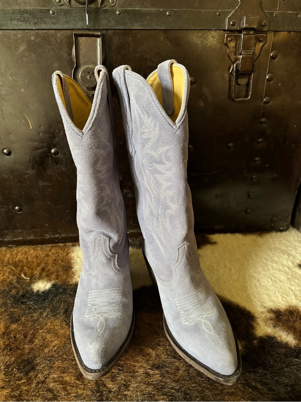 Idyllwind Lavender Suede Western Heeled Boots - Picture 2 of 6